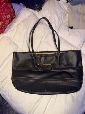 Stone Mountain Accessories Black Textured Tote Bag with Dual Straps
